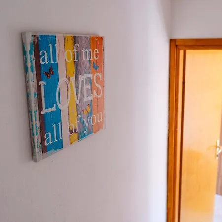 Jessica Apartment